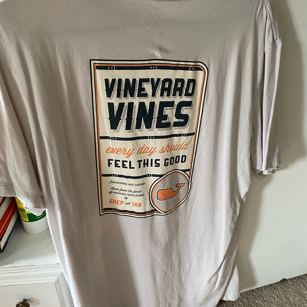 Light Grey SS Vineyard Vines Tee